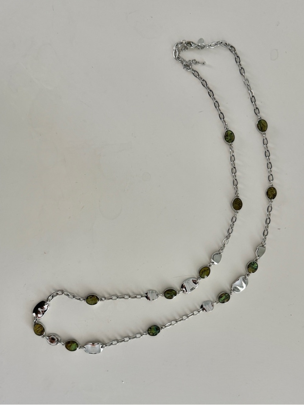 🌹 Lia Sophia Long Necklace with Gray-Green Stone Accents #0154